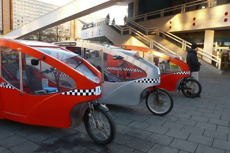 Berlin Express: Private 1-Hour E-Rickshaw Ride - How to use the hour wisely