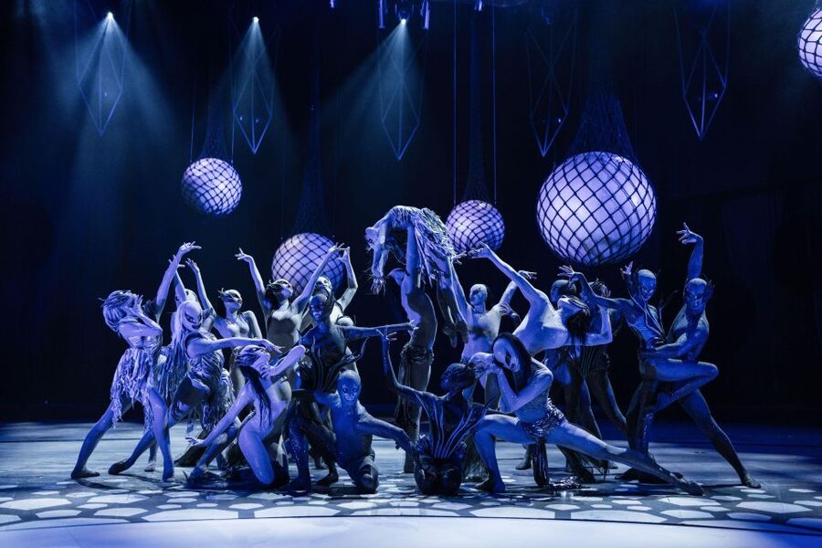 Berlin: FALLING | IN LOVE Grand Show Friedrichstadt-Palast - Is the $51 ticket good value?