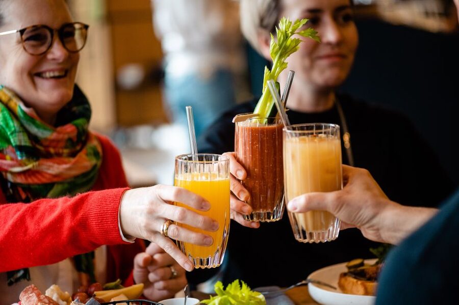 Berlin: Fine Dining Breakfast with Champagne in Schoneberg - Champagne Options That Change the Value