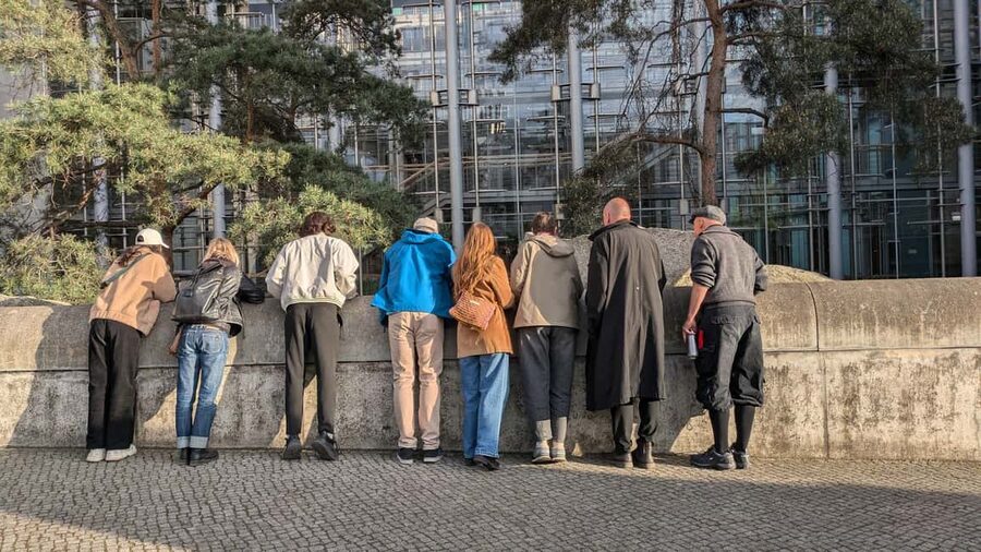 Berlin: Government District around the Reichstag Guided Tour - Why this corner of Berlin matters