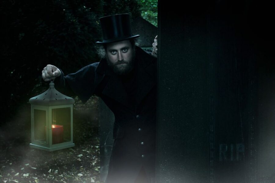 Berlin: Haunted Guided Live Theatre Tour in German - Price, timing, and practical value