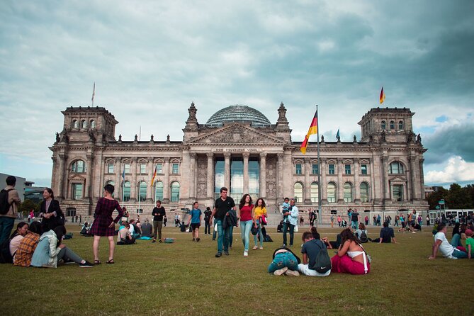 Berlin Highlights Self guided scavenger hunt and Walking Tour - Riddles add fun, but they can interrupt the walking flow