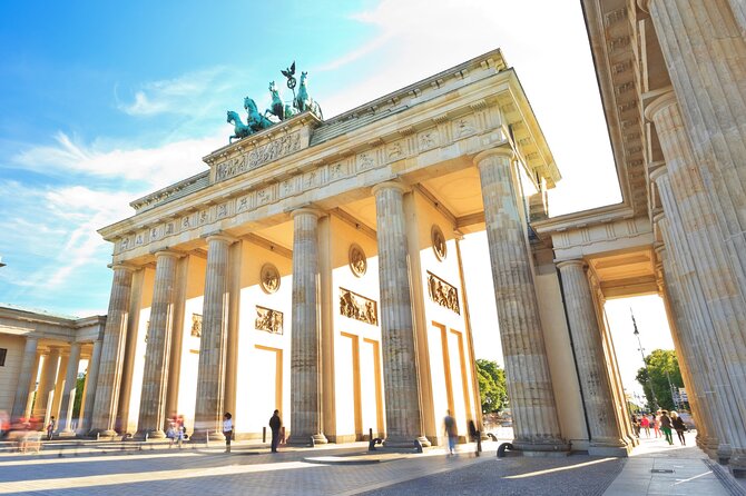Berlin Highlights Self guided scavenger hunt and Walking Tour - How the smartphone scavenger hunt works