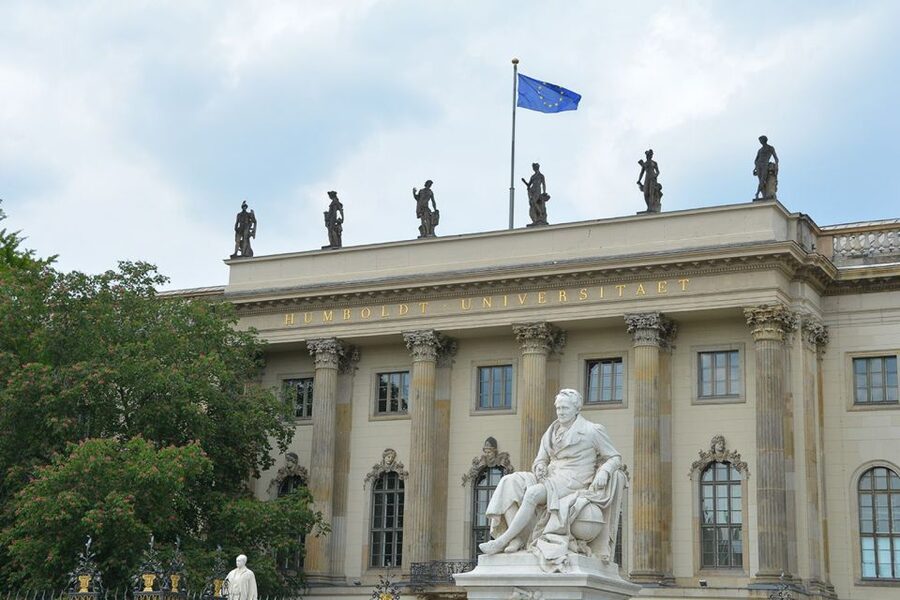 Berlin: Historic Center Walking Tour with a Real Berliner - Arriving at Brandenburg Gate