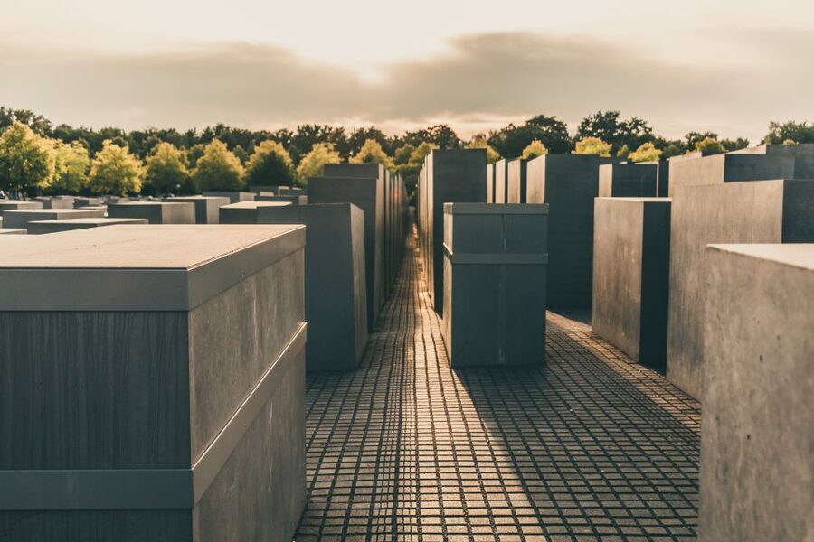 Berlin Historical Highlights Walking Tour - Key points at a glance