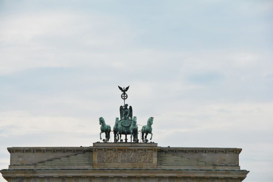 Berlin: Historical Sights & Berlin Wall Tour with a Berliner - Key points at a glance