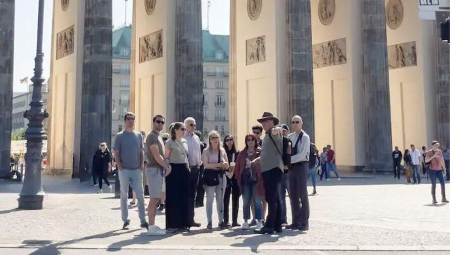 Berlin: Hitler's Berlin The Rise & Fall Guided Walking Tour - Starting at Brandenburg Gate and the fall of democracy