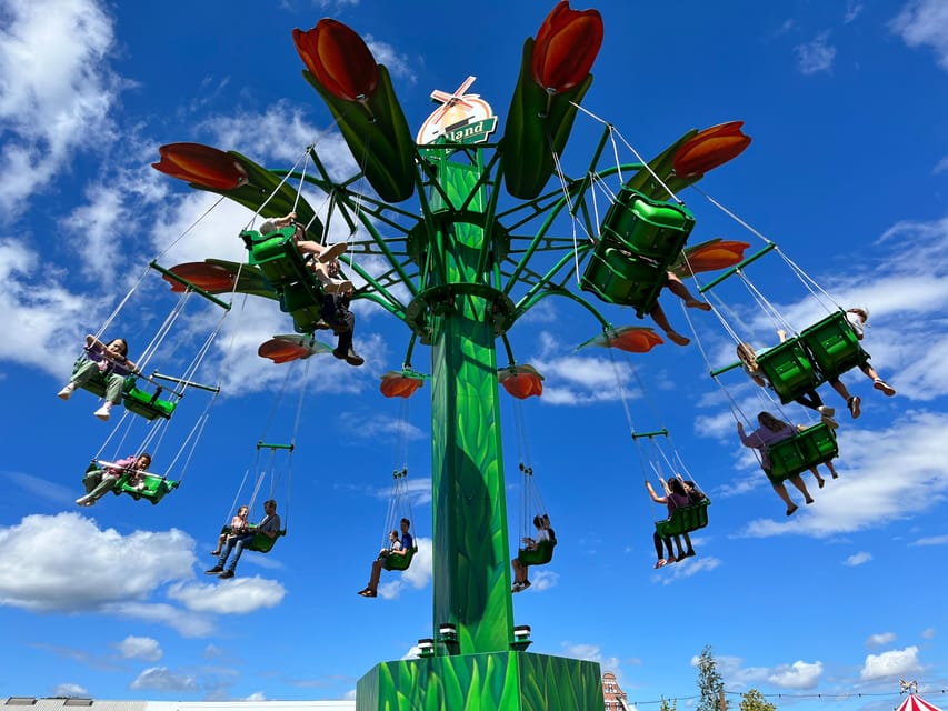 Berlin: Holland-Park day ticket - Mini-golf that takes more than a few minutes