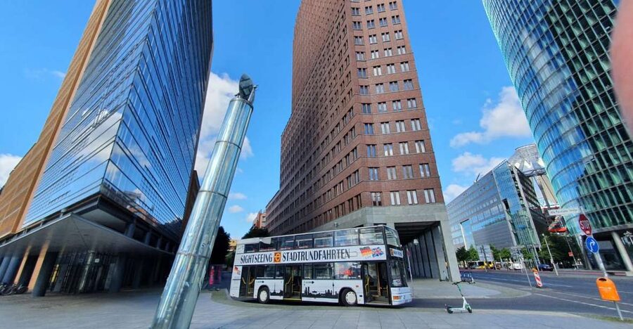 Berlin: Hop-on Hop-off Bus Tour with Live Commentary - Why this bus is useful in a city as spread out as Berlin
