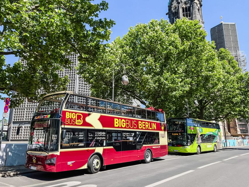 Berlin: Hop-On Hop-Off Sightseeing Bus with Boat Options - What the audio guide and buses do well
