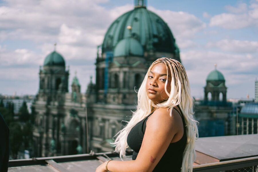 Berlin: Instagram Tour of the most visited spots - The secret stop and the Spree Riverbank