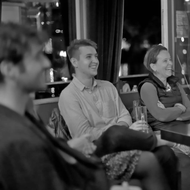 Berlin: Laughing Spree Comedy Show on a Boat - Arriving at 8 p.m. beside the East Side Gallery
