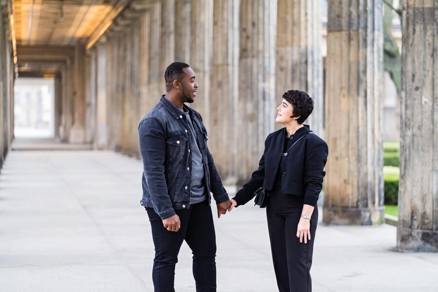 Berlin Love Story: Surprise Proposal Photography Session - Museum Island for the main photo session