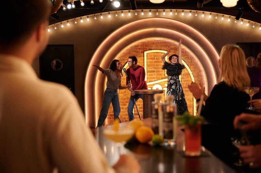 Berlin: Madame Tussauds Museum & Berlin Dungeon Combo Ticket - Why the interactive rooms make a difference
