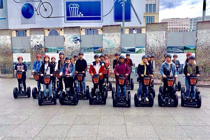 Berlin: One-Hour Segway Signature Tour - Brandenburg Gate in five focused minutes