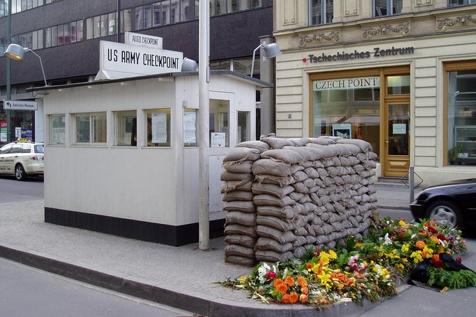 Berlin Private Half-Day Walking Tour: Discover the German Capital’s History - The Victory Column and the shape of Berlin
