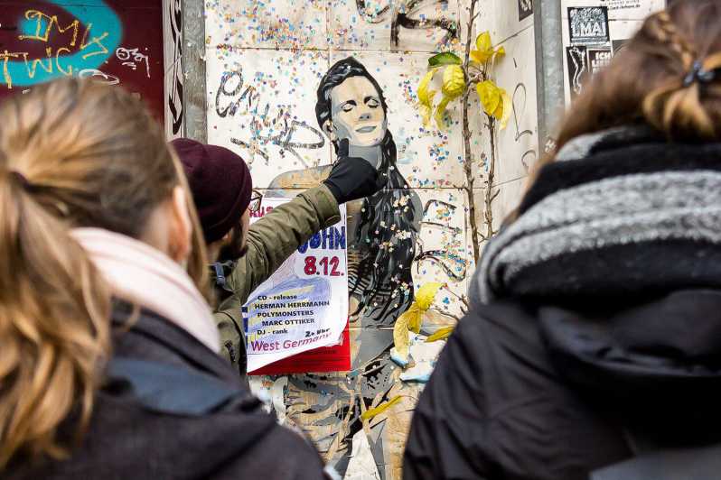 Berlin: Private Kreuzberg Street Art Walking Tour - Following murals through Kreuzberg