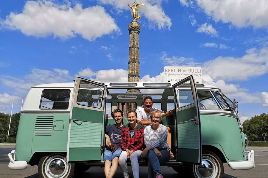 Berlin: Private Sightseeing Tour in Iconic Oldtimer VW Bus - Rotes Rathaus, Neptune Fountain, and St. Mary’s Church