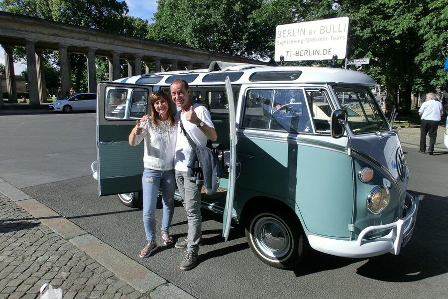 Berlin: Private Sightseeing Tour in Iconic Oldtimer VW Bus - What makes the lesser-known places worthwhile