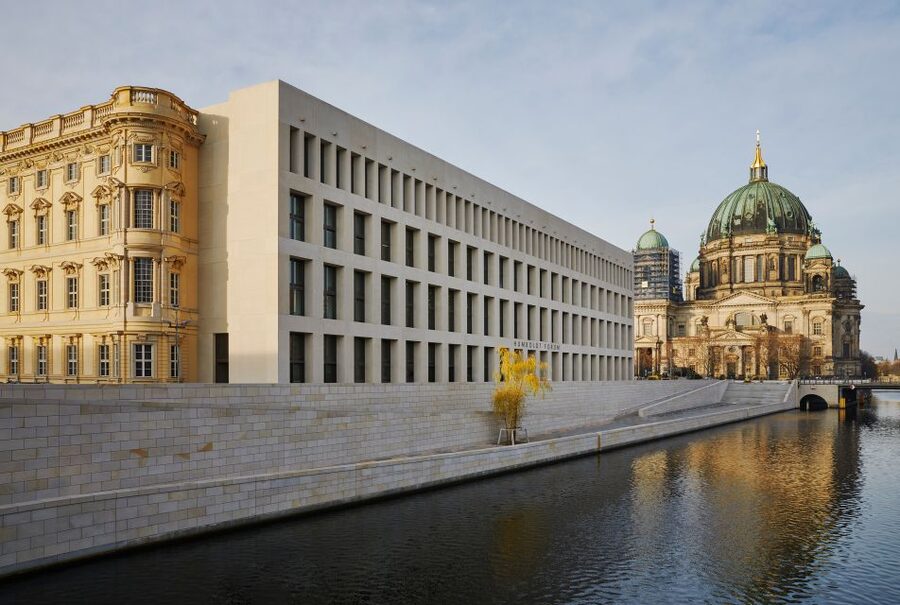 Berlin: Prussian History Walking Tour with Geo Epoche - Friedrichswerder Church and the quieter streets nearby