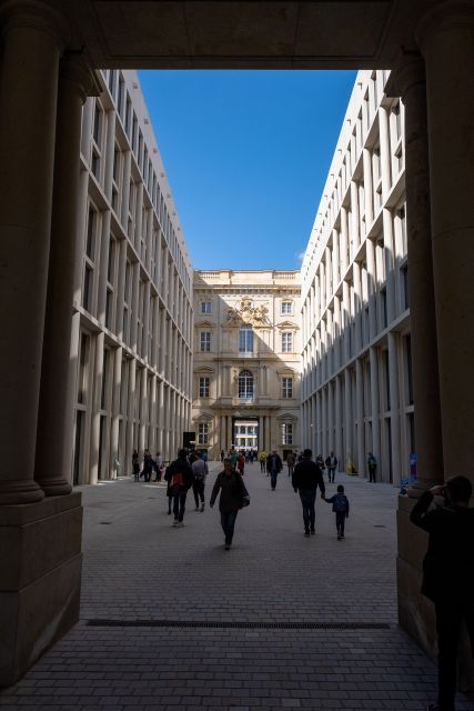 Berlin: Prussian History Walking Tour with Geo Epoche - What the included brochure adds