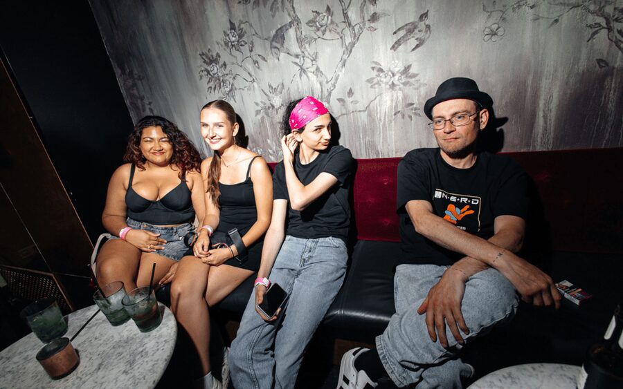 Berlin: Pub Crawl with Shots and VIP Club Entry - Why solo visitors may find this easy