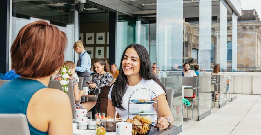 Berlin: Rooftop Breakfast at Käfer Restaurant Reichstag - Key points to know before booking