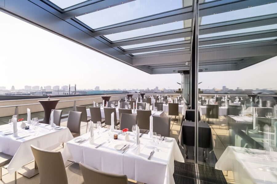 Berlin: Rooftop Dinner at the Käfer Restaurant Reichstag - Key points to know before booking