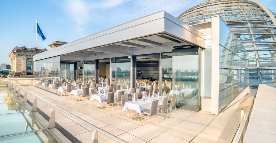 Berlin: Rooftop Lunch at the Reichstag's Käfer Restaurant - Getting through Reichstag security