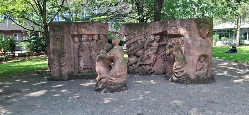 Berlin‘s Jewish Heritage Private Tour With Jacob - The Block of Women and the power of protest
