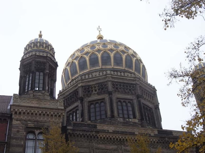 Berlin‘s Jewish Heritage Private Tour With Jacob - Starting with hotel pickup and Berlin’s public transport