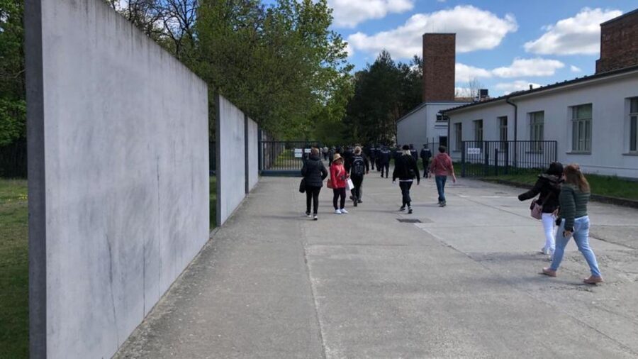 Berlin: Sachsenhausen Concentration Camp Guided Tour - Key points to know before booking