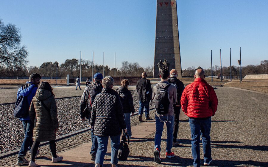 Berlin: Sachsenhausen Concentration Camp Museum Tour - The 30-minute walk to the memorial