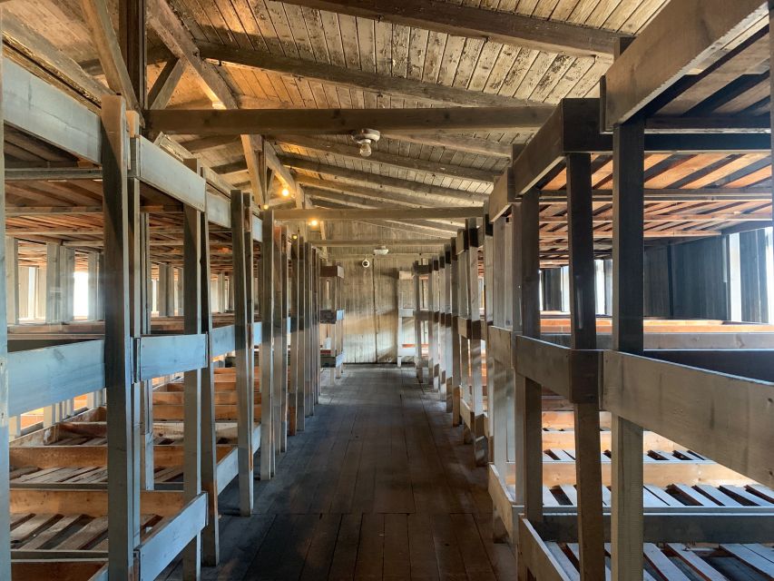 Berlin: Sachsenhausen Memorial 6-Hour Tour in Spanish - From Alexanderplatz to Sachsenhausen in 50 minutes