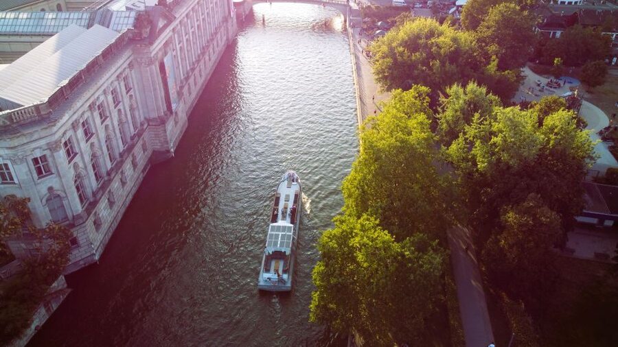 Berlin: Sightseeing Boat Tour on the Spree for Families - Upper-deck seating, music, and the onboard kitchen