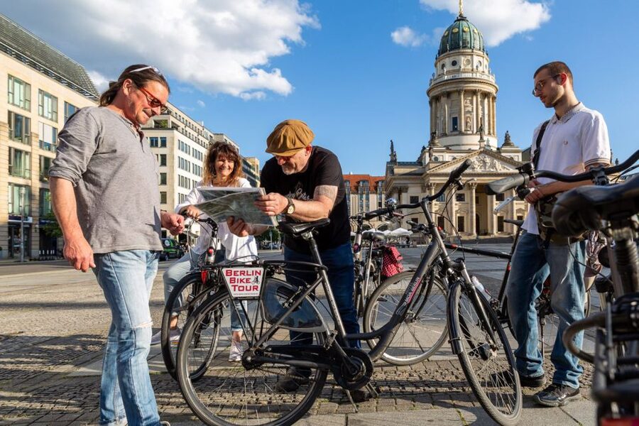 Berlin: Small Group Bike Tour Through City Center - Holocaust Memorial and central monuments