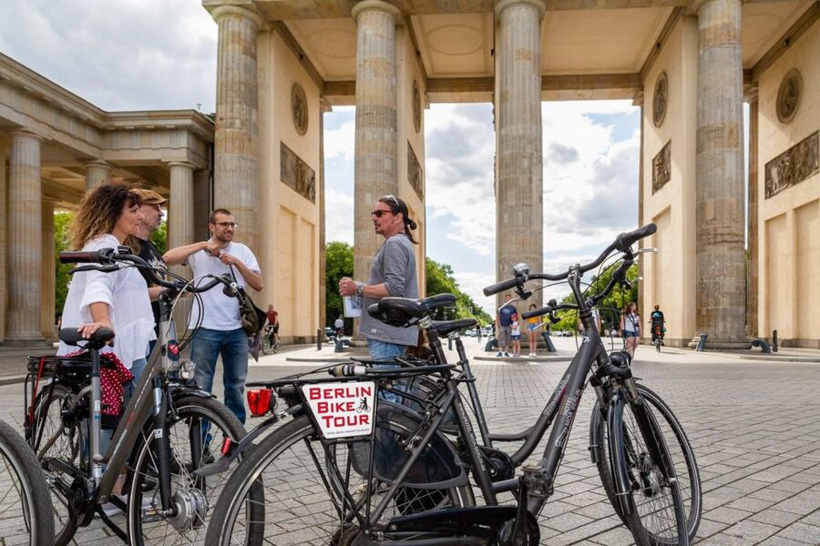 Berlin: Small Group Bike Tour Through City Center - Alexanderplatz and East German Berlin