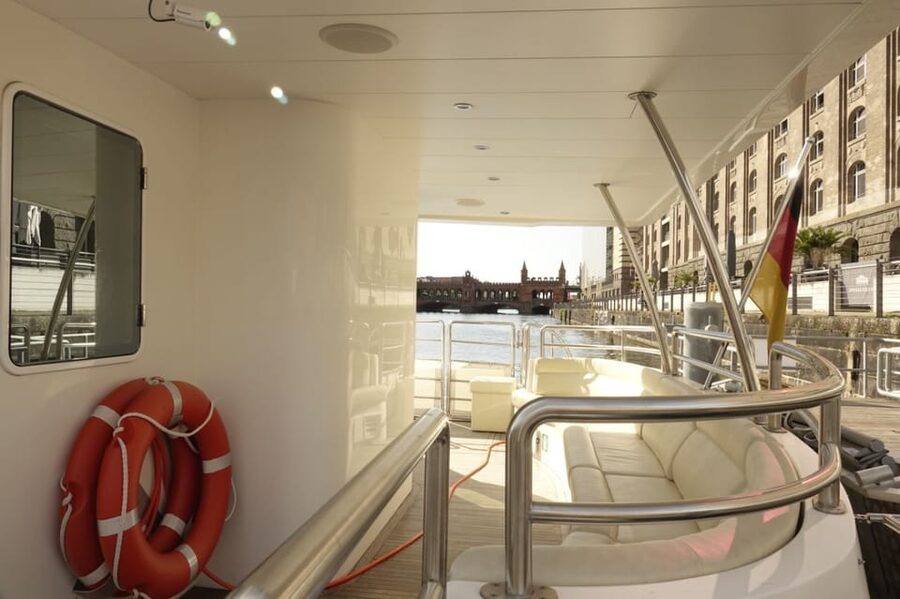 Berlin: Solar Powered Sunset Catamaran Cruise & Audio Guide - Who will enjoy this cruise most