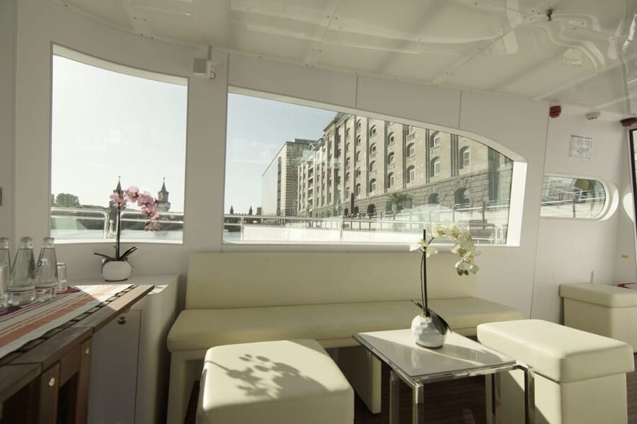 Berlin: Solar Powered Sunset Catamaran Cruise & Audio Guide - What it is like onboard
