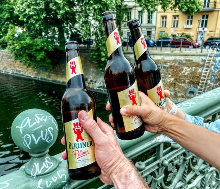 Berlin: Street Food Tour with 10 Tastings - Starting at Marheineke Market beside the Passion Church