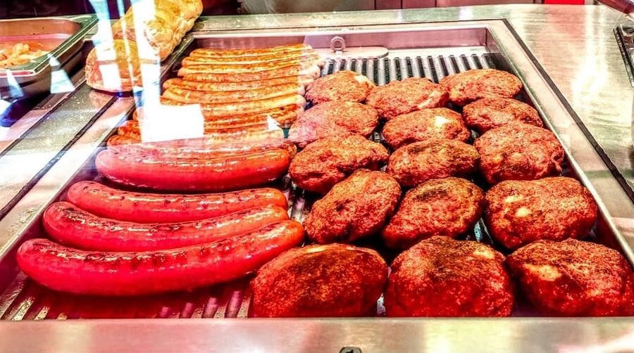 Berlin: Street Food Tour with 10 Tastings - Currywurst and Berliner Luft at Vogt’s Bier Express