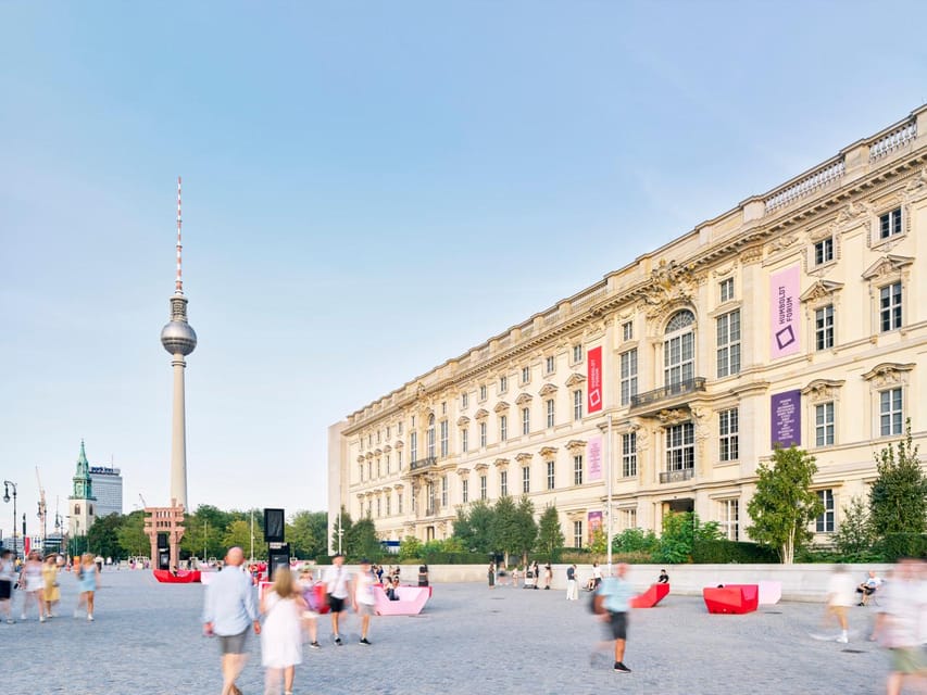 Berlin: "The Humboldt Forum for Newbies" Guided Tour - The first lesson: what the Humboldt Forum is