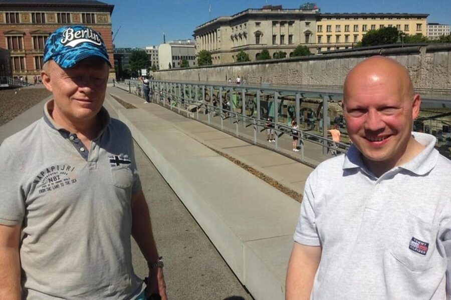 Berlin: Third Reich & Cold War Walking Tour - What a private guide changes