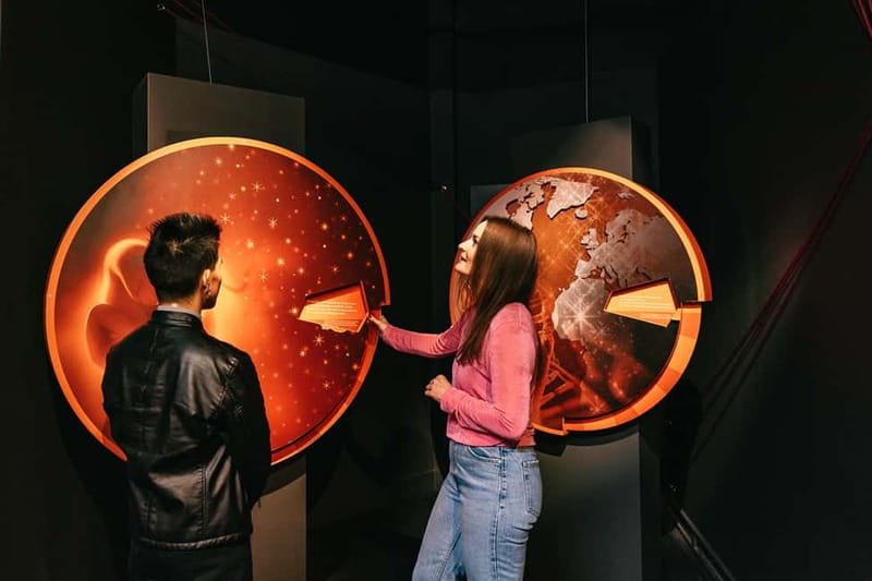 Berlin: Tickets for the BODY WORLDS Museum in Berlin - Follow the digestive system from food to energy