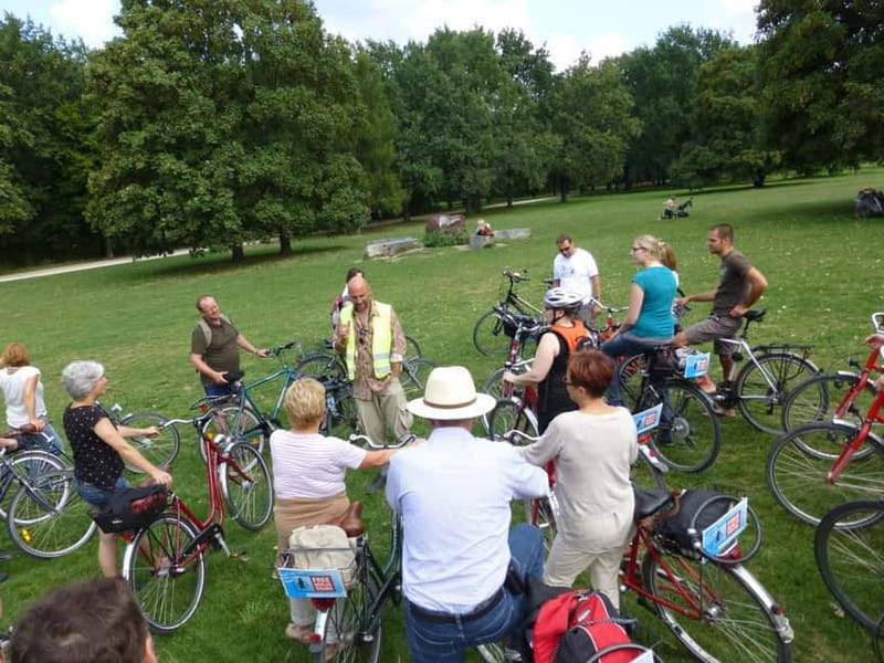 Berlin: Top Secret Berlin Guided Bike Tour - How this compares with a standard Berlin sightseeing tour