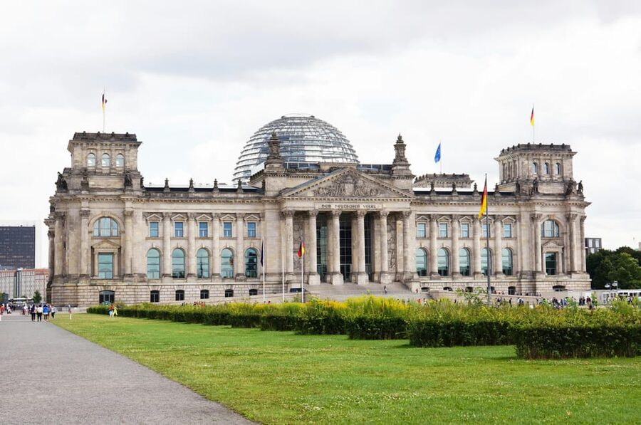 Berlin: Tour with Private Guide - Key points at a glance