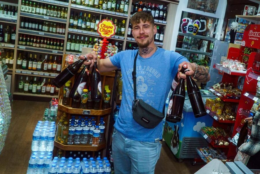 Berlin: Underground Party Tour - Booking flexibility and group choices