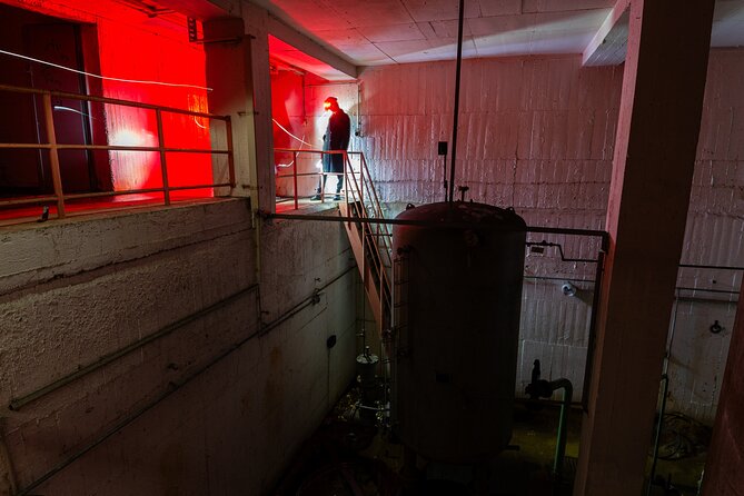 Berlin Urbex Adventure and History Tour - Urbex photography is more than taking pictures of decay