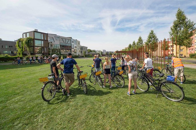Berlin Wall and Cold War Bike Tour in Small Groups - The Palace of Tears and the human side of departure