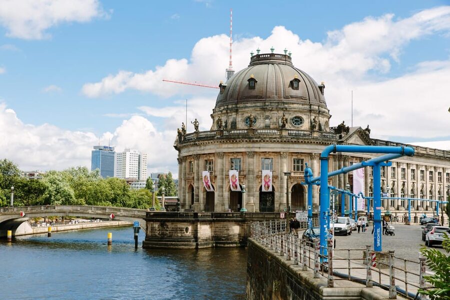 Best of Berlin E-Bike Tour - History without a heavy, slow pace